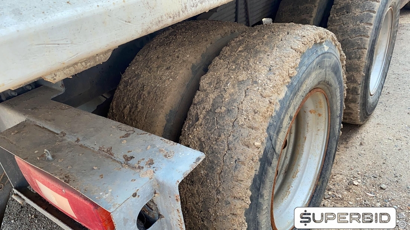 CAMINHÃO BASCULANTE VOLVO VM 330 6X4R, 2013/2013, Placa FINAL 2 (RJ), (Ref.: ICD)