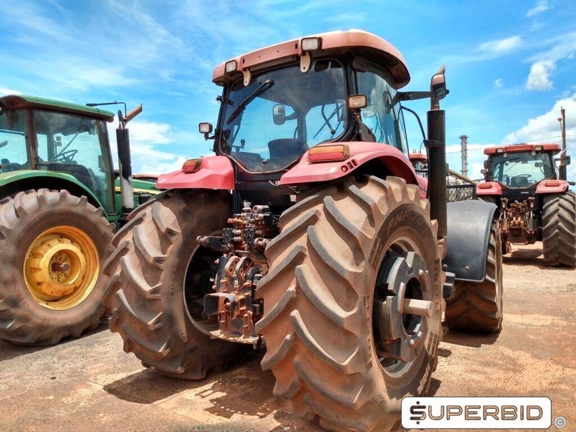 TRATOR DE PNEUS CASE PUMA 205 4X4, ANO: 2015, SÉRIE: HCCZC205LDCR18406 (Ref: 1931)