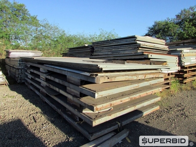 APROX.: 200 CONTAINERES MODULARES PARA ESCRITÓRIOS/SANITÁRIOS BRASMÓDULOS (DESMONTADOS), DIMENSÕES UNIT.: (6,00X2,40X2,80 METROS). (Ref.: WMAC_UM02)