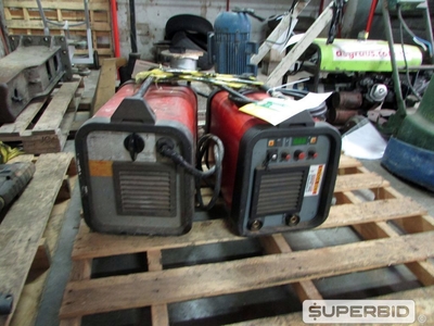 02 INVERSORES DE SOLDA 200A (Ref.: FDG)