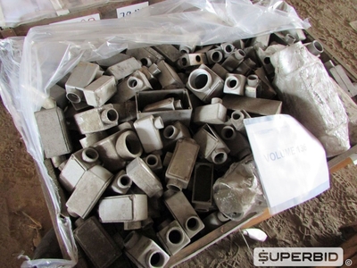 CONECTORES BOLT, CONDULETES, PLUGUES E OUTROS. (Ref.: WMEW_UM02)