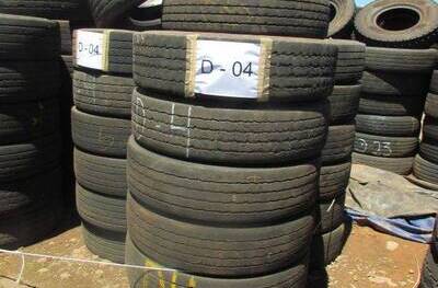 20 SUCATAS DE PNEUS 275/80 PARA REAPROVEITAMENTO (Ref.: D-04)