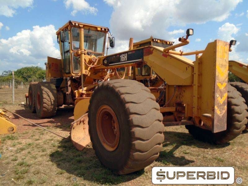 MOTONIVELADORA CATERPILLAR 16H, ANO: 2007, CAP: 1,5m³, SÉRIE: CAT0016HIATS00655 (Ref: PT 1001)