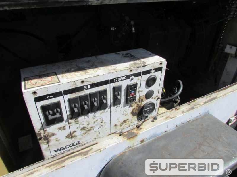 02 TORRES DE ILUMINAÇÃO Á DIESEL WACKER NEUSON LT4L, POT.: 4-6 KW. (Ref.: JEK)