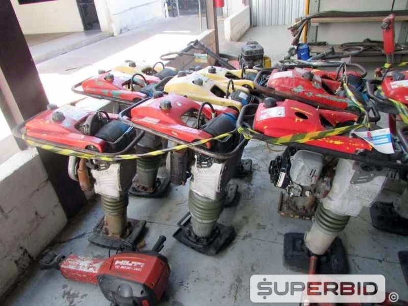 09 COMPACTADORES DE SOLO A GASOLINA WACKER NEUSON (Ref.: JCR)