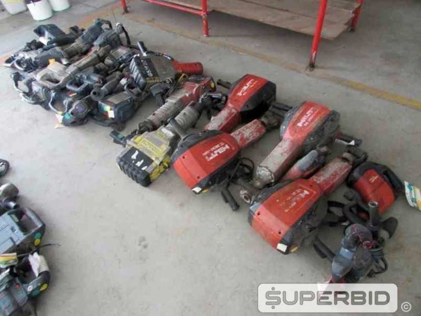 DEMOLIDORES ELÉTRICO, ROMPEDORES ELÉTRICO, MARTELETES ELÉTRICO E OUTROS, (26 PÇ.) (Ref.: JDN)