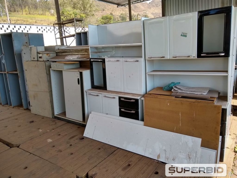 MOVEIS EM GERAL, PAINÉS E QUADROS ELÉTRICOS. (Ref.: SH)