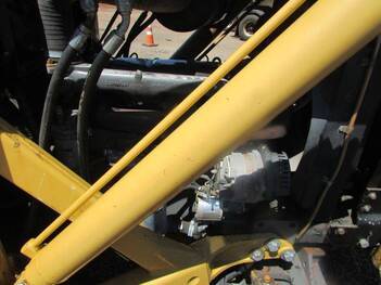 PÁ CARREGADEIRA MASSEY FERGUSSON MF 4X4, ANO: 2009, SÉRIE: 964P274259 (Ref: JA/1898)