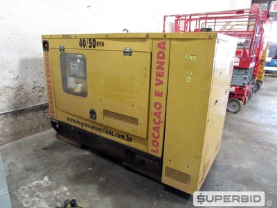 GRUPO GERADOR DIESEL OLYMPIAN GEP44-7, 2010, POT.: 40/50 KVA, SÉRIE: OLY00000JB4D02907 (Ref.: FDB)
