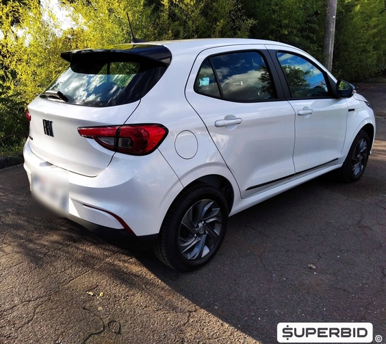 Fiat Argo Drive 1.3 série especial S-design, 2019/2020, Branco Alaska Perolizada, 3.789 KM, Flex, Câmbio Manual, Roda de liga leve, Kit multimídia "7", volante com comandos, IPVA 2021 pago, veículo com garantia de fábrica, laudo cautelar aprovado.