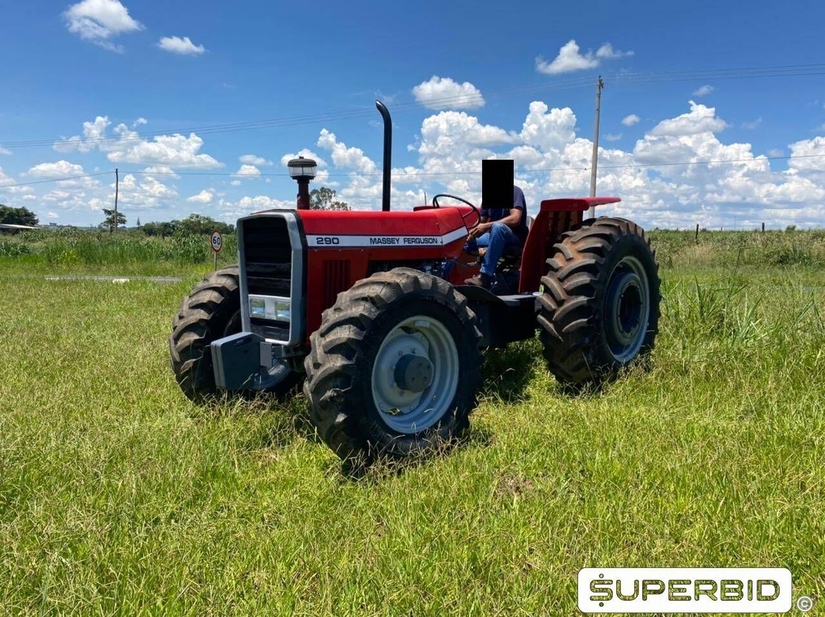 TRATOR AGRÍCOLA MASSEY FERGUSON 290, SÉRIE: LJ8719B295051S (Ref: 4)