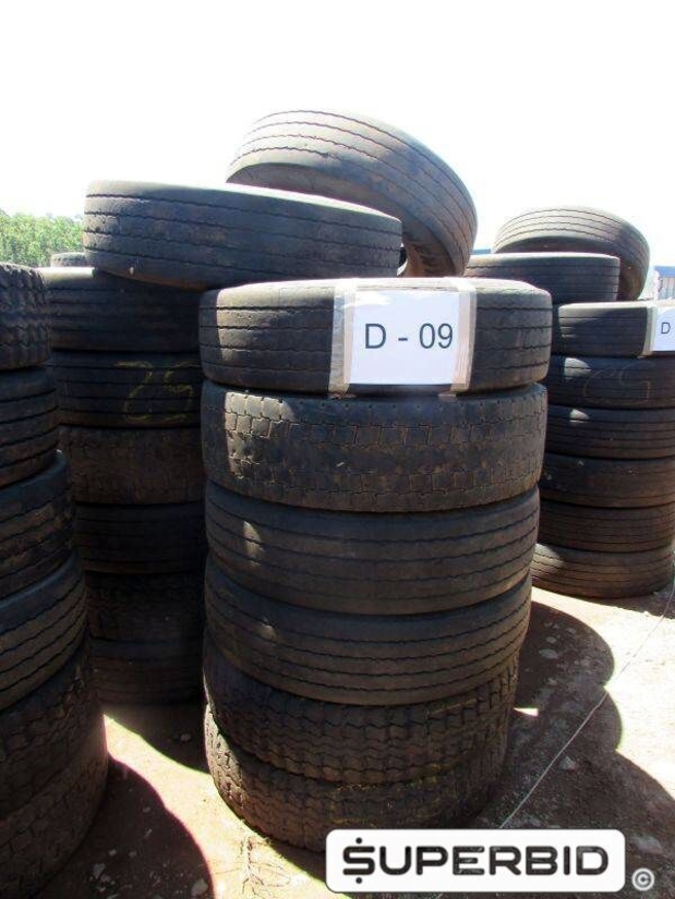 20 SUCATAS DE PNEUS 295/80 PARA REAPROVEITAMENTO (Ref.: D-09)