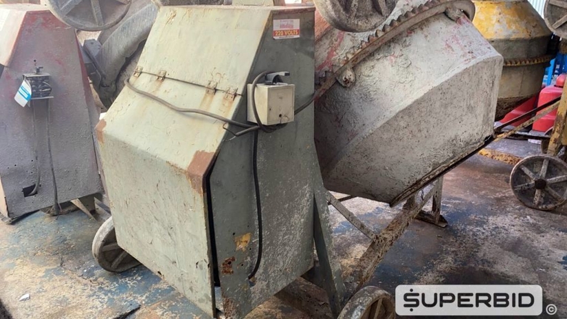 7 BETONEIRAS DE 400 LITROS (Ref.: IA)