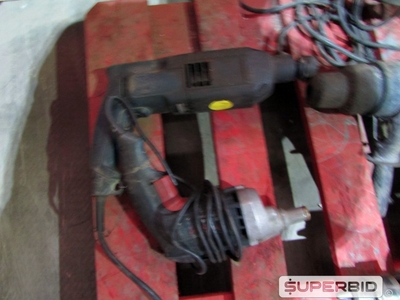 MARTELOS PERFURADORES, MARTELO ROMPEDOR, PARAFUSADEIRA EFURADEIRA (07 PÇS) (Ref.: FEE)