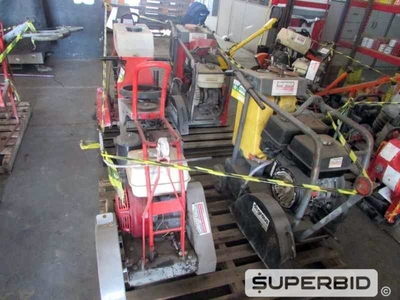 CORTADORA DE PISO NORTON C13E 13CV E CORTADORA DE PISO WACKER NEUSON BFS 130 13CV, (04 PÇ.) (Ref.: JCB)