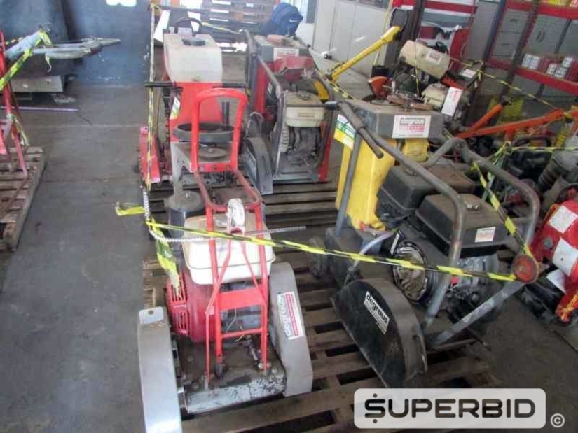 CORTADORA DE PISO NORTON C13E 13CV E CORTADORA DE PISO WACKER NEUSON BFS 130 13CV, (04 PÇ.) (Ref.: JCB)