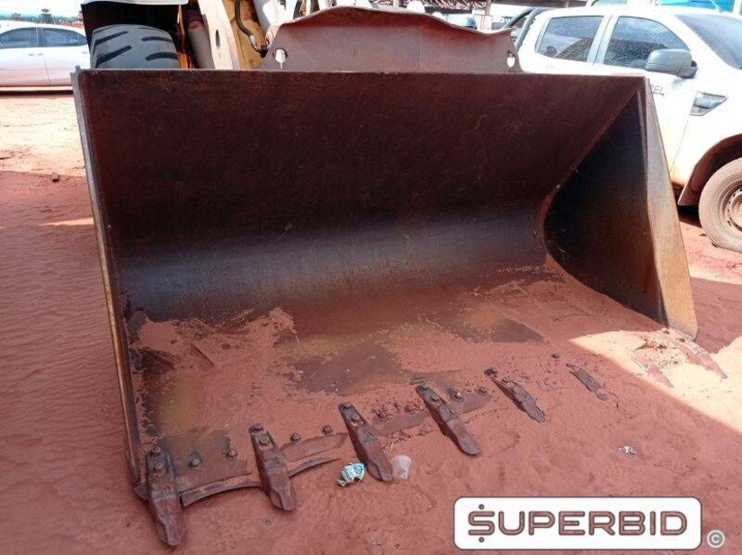 PÁ CARREGADEIRA VOLVO L90F, ANO: 2008, SÉRIE: VCEOL90FK00071670 (Ref: 390)