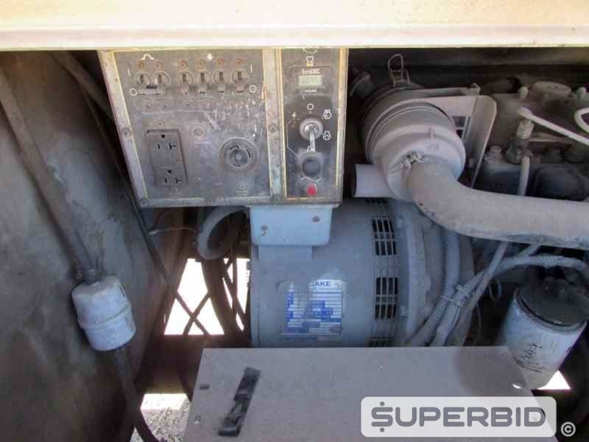 02 TORRES DE ILUMINAÇÃO Á DIESEL TEREX RL4000, POT.: 4-6 KW. (Ref.: JEJ)