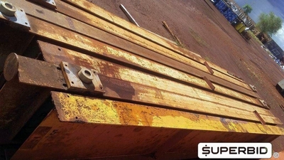 14 PEÇAS DE VIGAS AÇO CARBONO I  8¿ X 23¿ USADA, SENDO COMPRIMENTO APROXIMADO DE 06 METROS (APROX. 6300 KGS) (PREÇO P/KG)