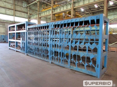 08 RACKS TIPO PRATELEIRA E 01 PALANQUE DE AÇO ASSOALHO DE MADEIRA (Ref.: WMDG_UM02)