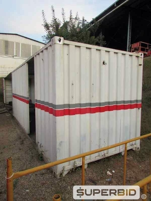 02 CONTAINERS EM AÇO, UTILIZADOS COMO STAND DE LOJA DE CONSTRUÇÃO. (Ref.: JEF)