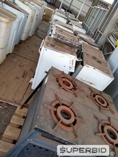 FOGÃO INDUSTRIAL, 24 FOGÕES, 36 TANQUINHOS, 8 FREEZER'S HORIZONTAIS E 31 GELADEIRAS. (Ref.: SS)