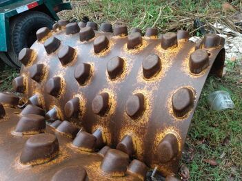 CAPA ROLO COMPACTADOR PÉ DE CARNEIRO, DIM: 1700 X 1300 MM (Ref.: RBO)