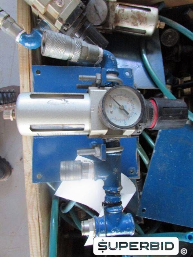 20 CALIBRADORES DE PRESSÃO FLUIR AW4000-04. (Ref.: JI)