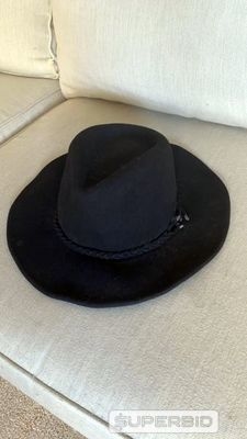 Zeeba - Chapéu que usou na Tomorrowland