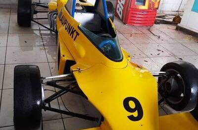 MONOPOSTO DE COMPETIÇÃO FORMULA FORD
