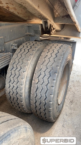 CAMINHÃO BASCULANTE VOLVO VM 330 6X4R, 2013/2013, Placa FINAL 6 (RJ), (Ref.: IBL)