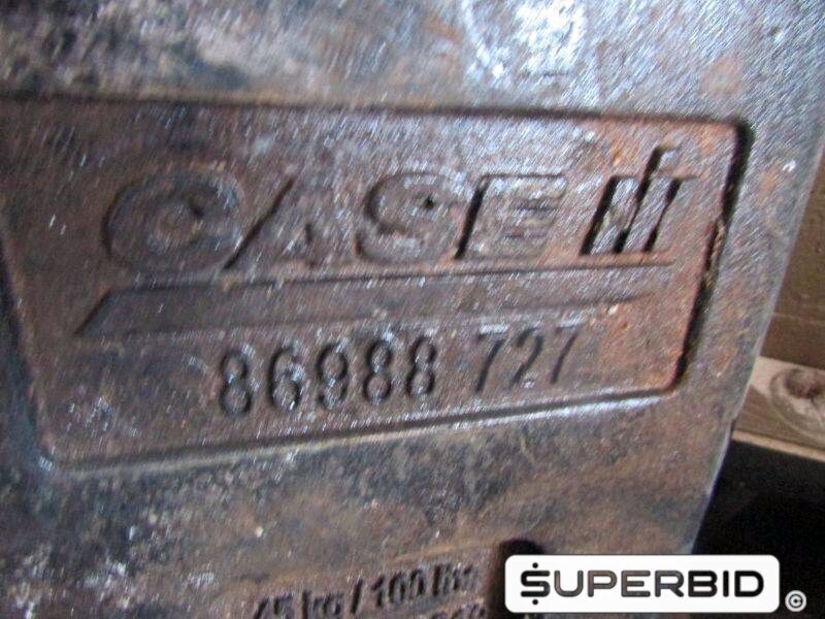 04 CONTRA PESO PARA TRATOR CASE (Ref.: JM)