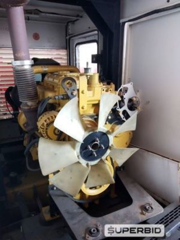 GRUPO GERADOR Á DIESEL, POT: 80 KVA E ALTERNADOR CABINADO P/ GRUPO GERADOR (Ref.: RBF)