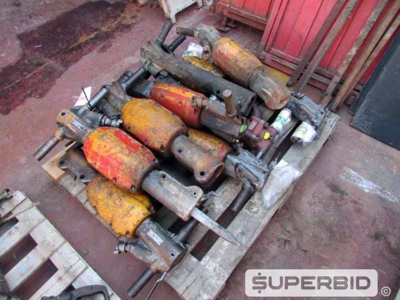 ROMPEDORES PNEUMÁTICOS ATLAS TEX P60S, CAP.: 30 KG E ROMPEDOR PNEUMÁTICO WOLF MW 40 KG, (11 PÇ.). (Ref.: JAB)