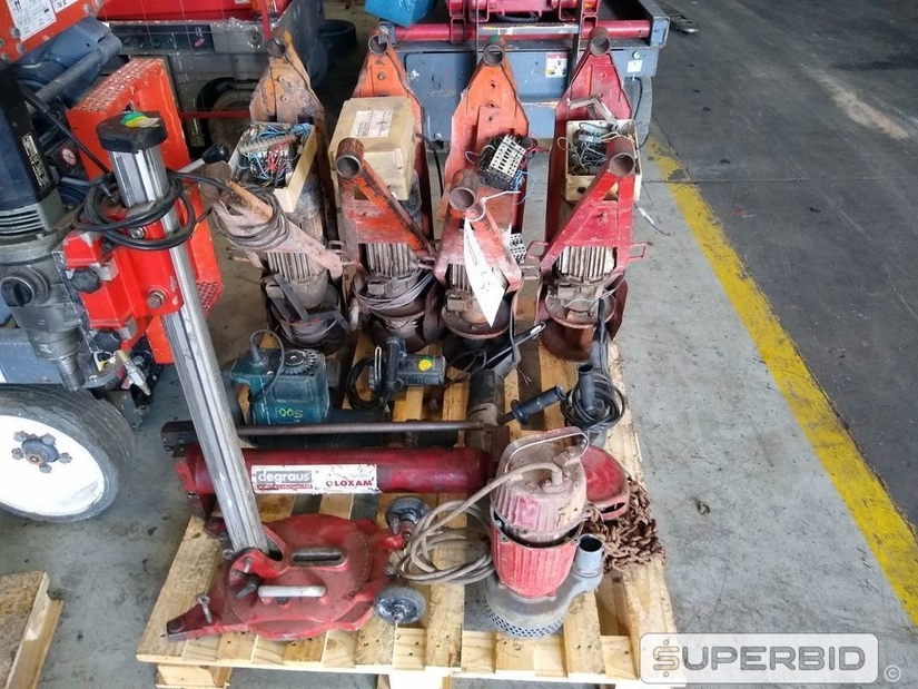 PERFURATRIZ DIAMANTADA, GUINCHOS DE COLUNA, SERRAS CIRCULARES BOSCH GDC 14-40, FURADEIRAS DE IMPACTO BOSCH GSB 30-2, CURVADORA DE TUBOS E OUTROS. (Ref.: SF)