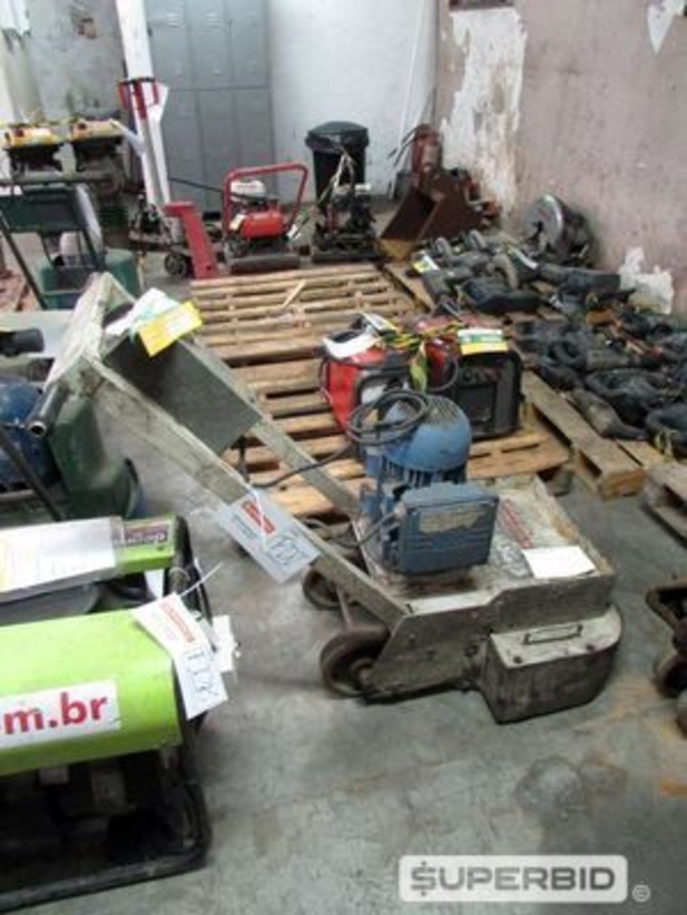 LIXADEIRA DE PISO ELÉTRICA BETOMAQ P2, 2008, SÉRIE: 080838-10 (Ref.: FDJ)