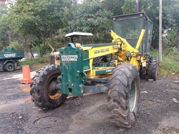 MOTONIVELADORA NEW HOLLAND RG-140, ANO: 2005, SÉRIE: NGAF00236 (Ref: RBB)