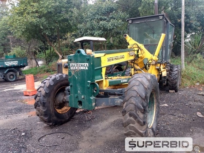 MOTONIVELADORA NEW HOLLAND RG-140, ANO: 2005, SÉRIE: NGAF00236 (Ref: RBB)