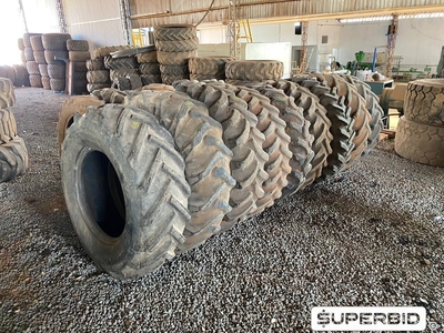 08 PNEUS MEDIDA 14.9-28, 03 PNEUS 12.4-24, 03 PNEUS 11.2-28,03 PNEUS 14.9-24,01 PNEU 9.5-24 E UM PNEU ARO 26