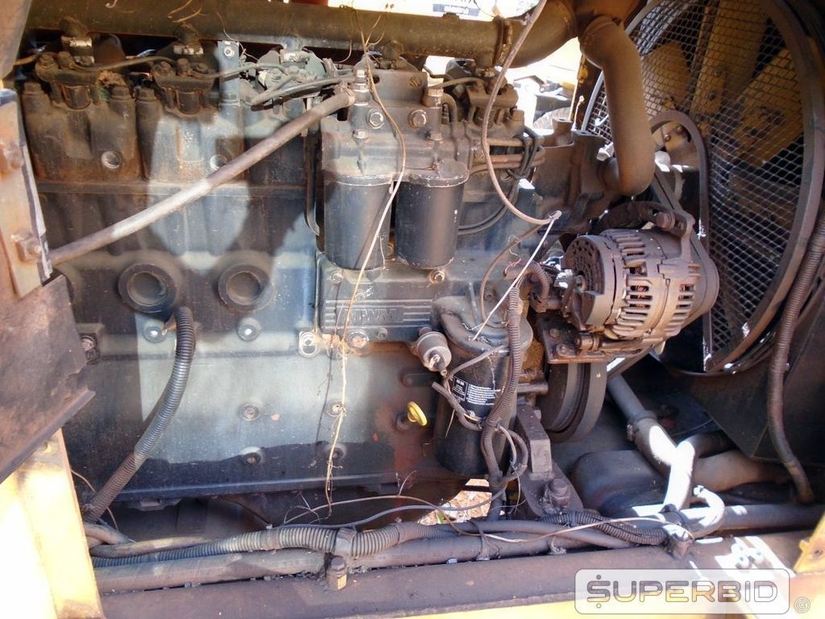 PÁ CARREGADEIRA NEW HOLLAND 12C 4x4, ANO: 2011, CAP: CAÇAMBA: 1M3., SÉRIE: 8364 (Ref: SBK / TP32725)