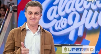 Luciano Huck - Acompanhar um dia de gravação com almoço no camarim, passagem e hospedagem em hotel 5 estrelas com acompanhante, um voo de helicóptero pela cidade