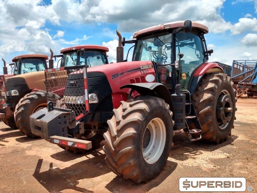 TRATOR DE PNEUS CASE PUMA 205 4X4, ANO: 2015, SÉRIE: HCCZC205LDCR18406 (Ref: 1931)