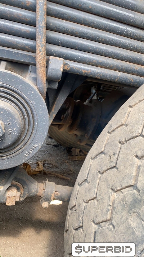 CAMINHÃO BASCULANTE VOLVO VM 330 6X4R, 2013/2013, Placa FINAL 5 (RJ), (Ref.: IBI)