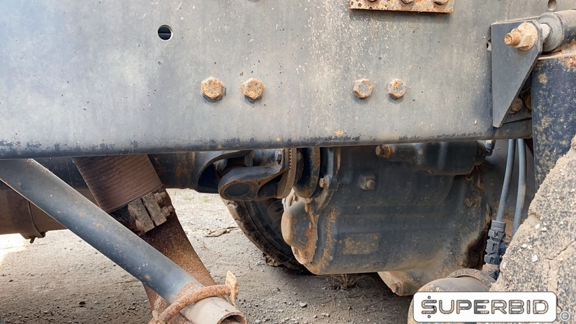 CAMINHÃO BASCULANTE VOLVO VM 330 6X4R, 2013/2013, Placa FINAL 6 (RJ), (Ref.: IBJ)