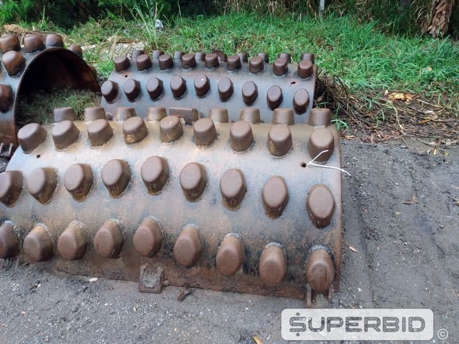 CAPA ROLO COMPACTADOR PÉ DE CARNEIRO, DIM: 1670 X 1080 MM (Ref.: RBN)