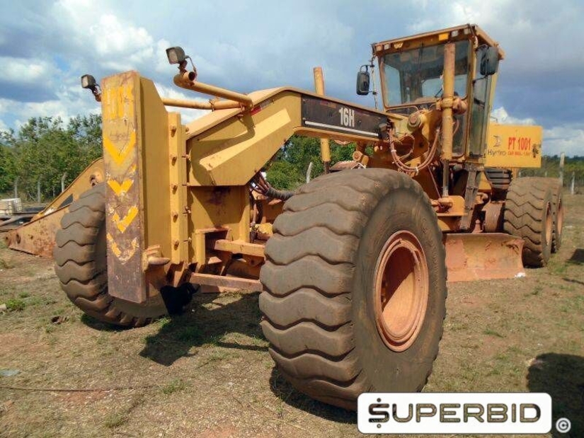 MOTONIVELADORA CATERPILLAR 16H, ANO: 2007, CAP: 1,5m³, SÉRIE: CAT0016HIATS00655 (Ref: PT 1001)