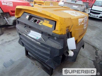 COMPRESSOR DE AR ATLAS COPCO XAS 37 HARD HAT 75PCM-7B, ANO: 2006. (Ref.: JBN)