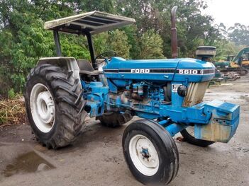 TRATOR AGRICOLA FORD 5610 (EMPLACADO), ANO: 1992, SÉRIE: V238685 (Ref: RBI)