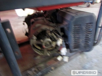 03 GERADORES Á GASOLINA E 01 ESTRUTURA DE GERADOR, MOD.: ES8000 E WX1000 (Ref.: PBP)