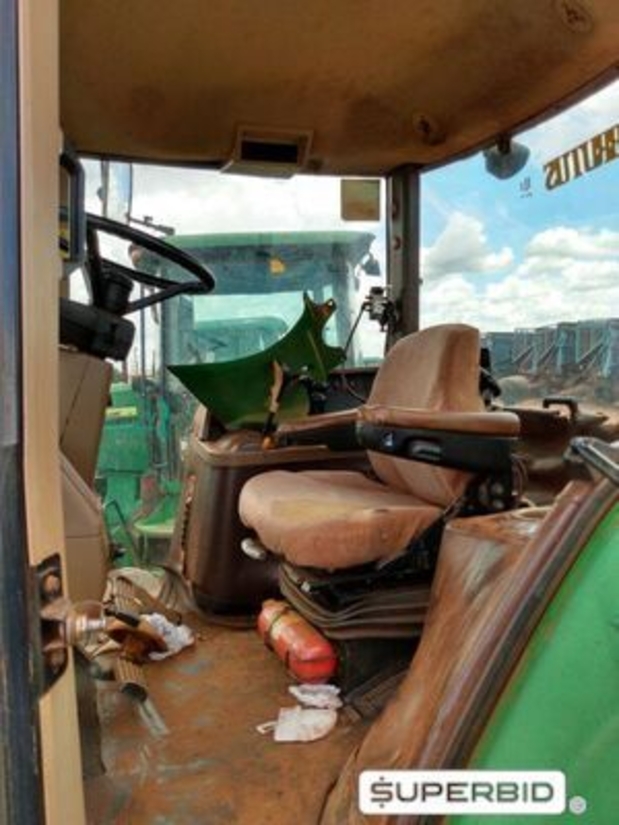 TRATOR DE PNEUS JOHN DEERE 7195J 4X4, ANO: 2013, SÉRIE: 1BM7195JTDH000581 (Ref: 1223)
